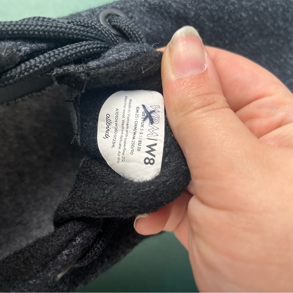 AllBirds Women's Wool Runners size 8 - Picture 8 of 12